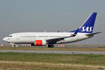LN-RRA @ LFPG - at cdg - by Ronald