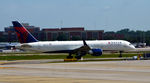 N6707A @ KATL - Taxi Atlanta