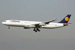 D-AIGW @ EDDF - at fra - by Ronald