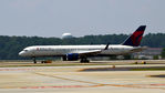 N689DL @ KATL - Landing Atlanta