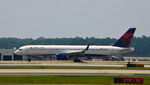 N6703D @ KATL - Landing roll Atlanta