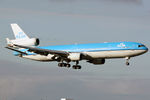 PH-KCK @ EHAM - at spl - by Ronald