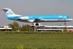 PH-OFN @ EHAM - at spl - by Ronald