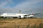 F-GSQM @ LFPG - at cdg - by Ronald