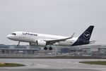 D-AIJC @ ESSA - RWY 19L - by wijken