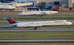 N941DL @ KATL - ATL Spotting 2016 - by Florida Metal