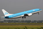 PH-BTB @ EHAM - at spl - by Ronald