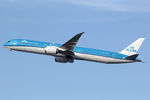 PH-BKG @ EHAM - at spl - by Ronald