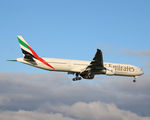 A6-EPQ @ EKCH - A6-EPQ landing rw 04L