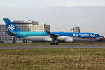 F-OSEA @ LFPG - at cdg - by Ronald