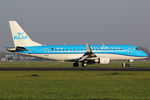 PH-EXK @ EHAM - at spl - by Ronald
