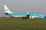 PH-BXT @ EHAM - at spl - by Ronald