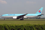 HL7526 @ EHAM - at spl - by Ronald