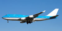 PH-BFL @ ORD - Last stop at ORD  before continuing on to Mojave for retirement (or worse). - by Plane Shooter