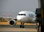 CC-BJD @ SPIM - Taxi Lima - by Ronald Barker