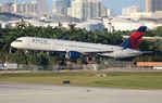N6714Q @ KFLL - FLL spotting 2016