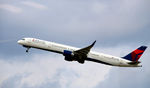 N593NW @ KATL - Takeoff Atlanta