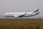LZ-BOO @ LOWW - Bul Air Boeing 737-300 - by Thomas Ramgraber