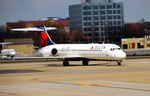 N923AT @ KATL - Taxi Atlanta