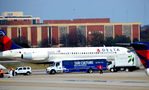 N945AT @ KATL - Taxi Atlanta