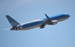 OO-JAP @ KMIA - MIA spotting 2014 - by Florida Metal