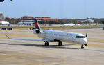 N137EV @ KATL - Taxi Atlanta - by Ronald Barker