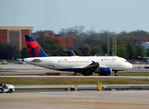 N365NB @ KATL - Taxi Atlanta