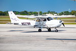 N5278R @ LNA - taxiing at LNA