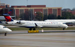 N750EV @ KATL - Taxi Atlanta - by Ronald Barker