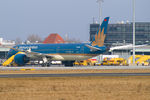 VN-A861 @ LOWW - Vietnam Airlines Boeing 787-9 Dreamliner - by Thomas Ramgraber