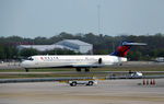 N906AT @ KATL - Taxi Atlanta