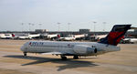 N915AT @ KATL - Taxi Atlanta