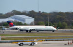 N948DN @ KATL - Landing Atlanta - by Ronald Barker
