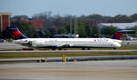 N949DN @ KATL - Takeoff Atlanta
