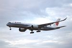 B-321M @ EKCH - B-321M landing rw 22L