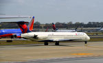 N957DL @ KATL - Taxi Atlanta
