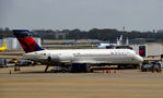 N986AT @ KATL - At the gate Atlanta