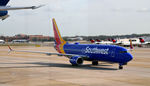 N8663A @ KATL - Taxi Atlanta