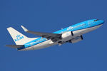 PH-BGG @ EHAM - at spl - by Ronald
