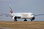 A6-EQP @ LOWW - Emirates Boeing 777 - by Andreas Ranner