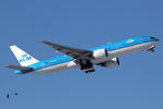 PH-BQB @ EHAM - at spl - by Ronald