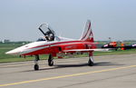 J-3090 @ SXF - Berlin ILA 9.5.2002 - by leo larsen