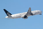 N78017 @ EHAM - at spl - by Ronald