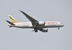 ET-AOS @ EGLL - Boeing 787-8 Dreamliner on finals to 9R London Heathrow. - by moxy