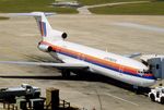 N7282U @ KORD - United B727 at its gate - by FerryPNL