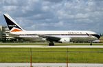 N115DA @ KMIA - Delta B762 lining-up. Delta used this plane until 2006 and than sold it to ABX. - by FerryPNL