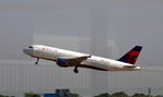 N316US @ KATL - Takeoff Atlanta