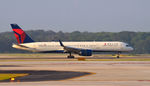 N555NW @ KATL - Landing rollout Atlanta