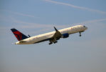N690DL @ KATL - Departure Atlanta