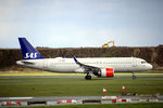 SE-ROS @ CPH - SE-ROS taxi for takeoff rw 04R
